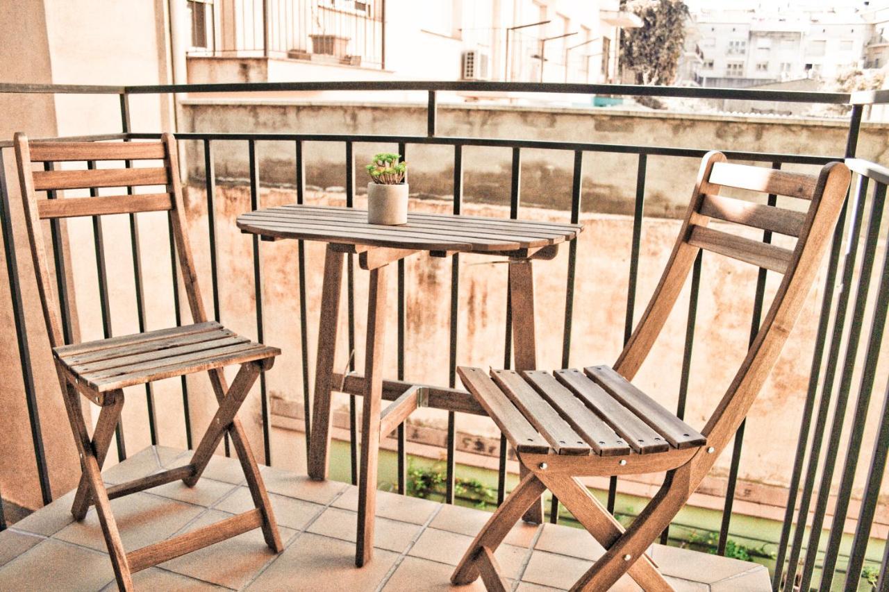 Urban Manresa-City Center Apartment With Balcony Exterior photo