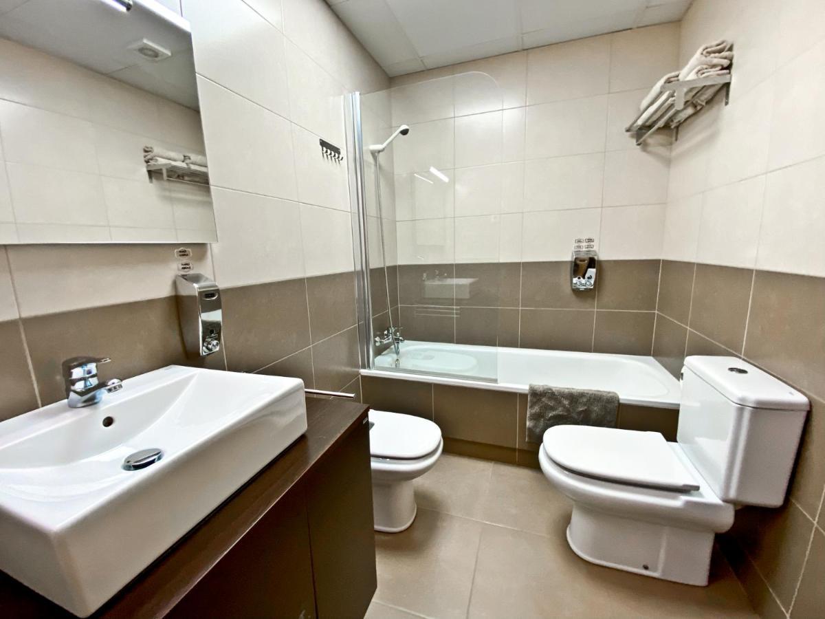 Urban Manresa-City Center Apartment With Balcony Exterior photo